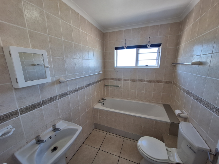 2 Bedroom Property for Sale in Marina Martinique Eastern Cape